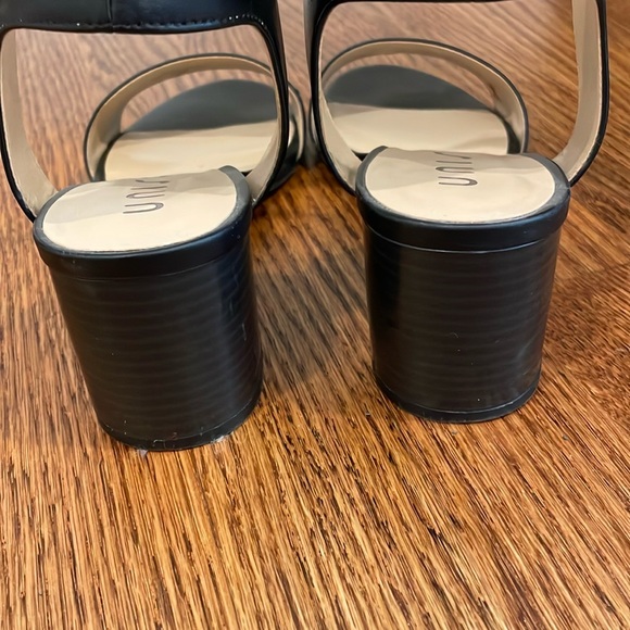 Block Heels - Picture 9 of 12